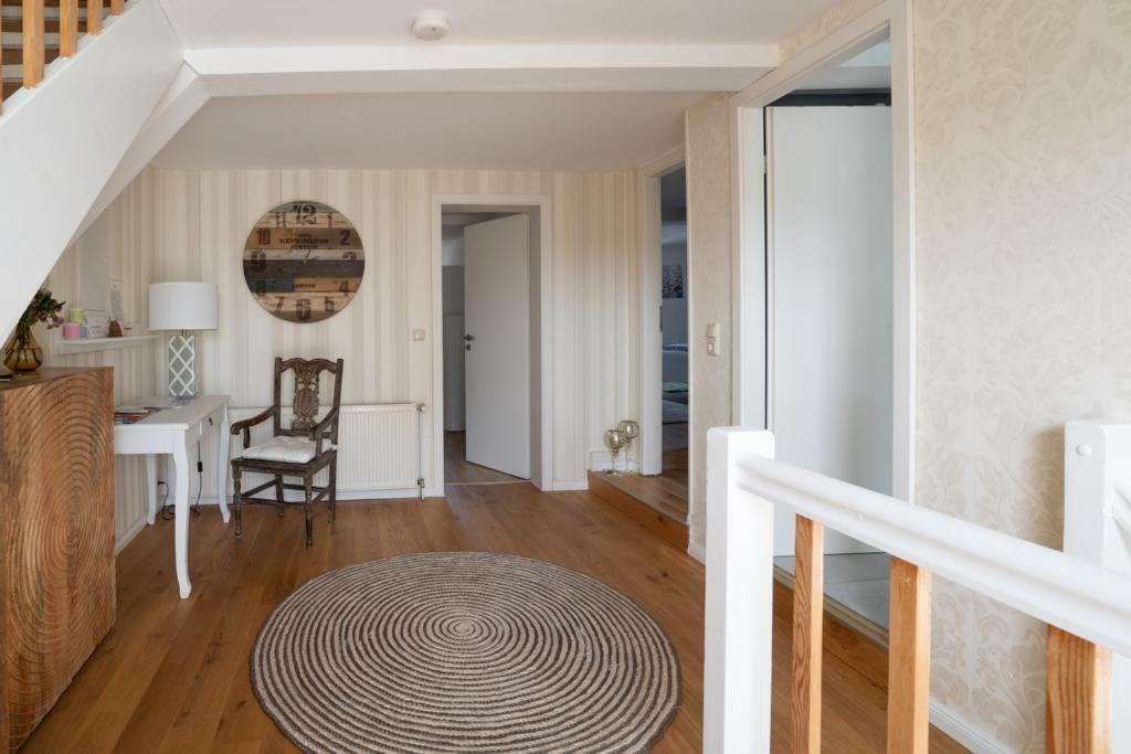 Apartment Anno 1720 เควดลินบวร์ก ภายนอก รูปภาพ